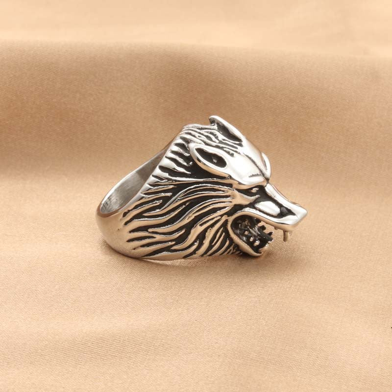 Titanium Steel Wolf Head Ring for Men - Retro Wild Animal Jewelry