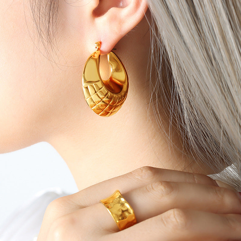 Extravagant Hollow Geometric Earrings in 18K Gold - Wholesale Stainless Steel Jewelry