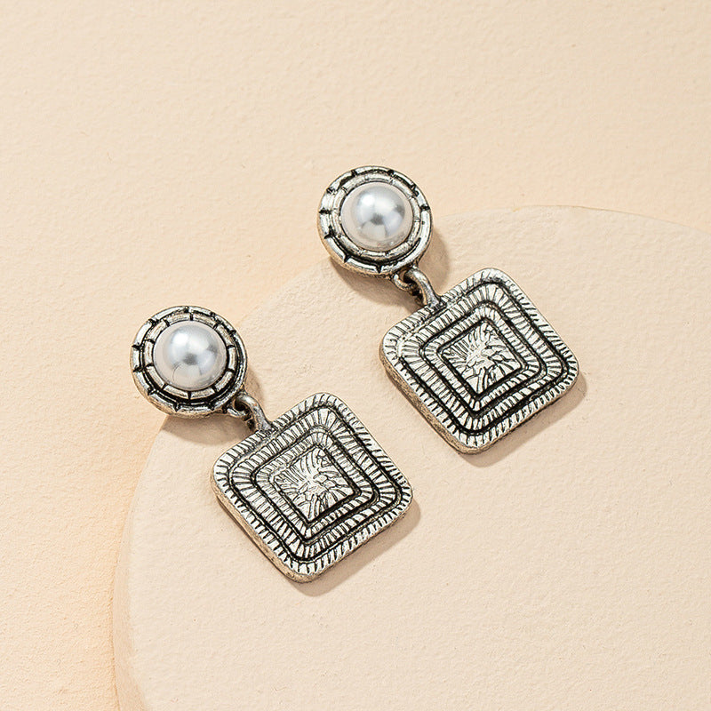 European and American Retro Pearl Earrings - Vienna Verve Collection