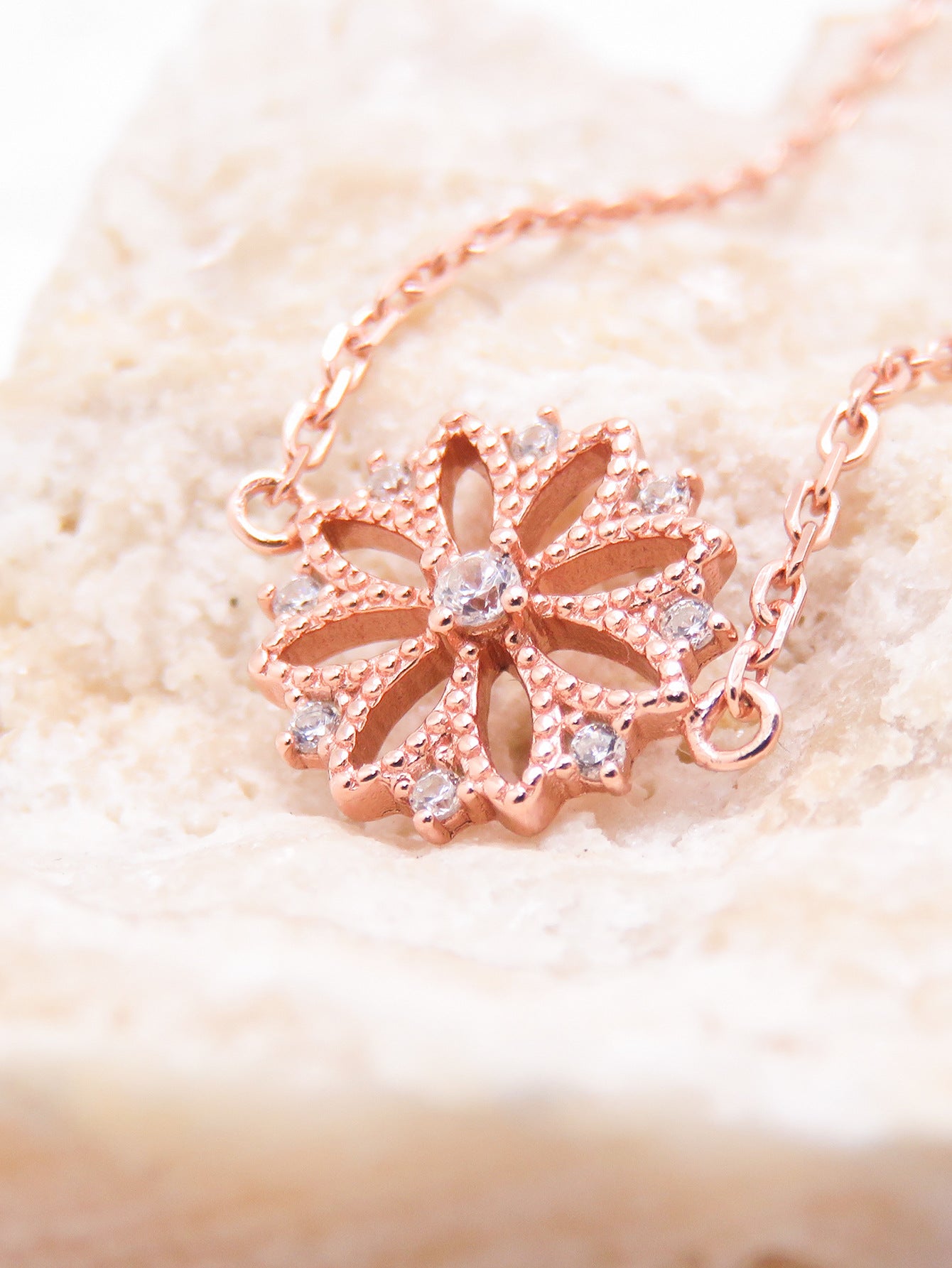 Hollow Daisy Flower Zircon Silver Bracelet