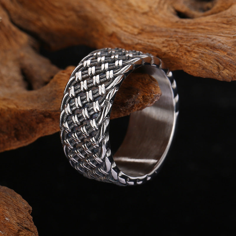 Retro Interwoven Lace Titanium Steel Ring for Men - European and American Fashion Design