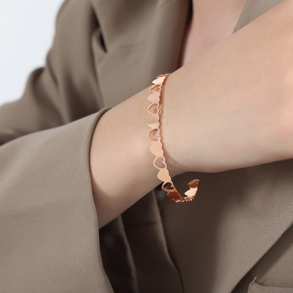 Peach Heart Rose Gold Bracelet with a Touch of Elegance