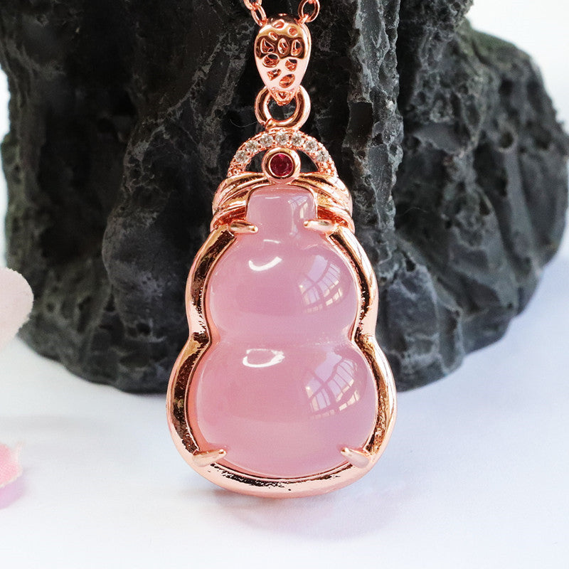 Natural Powder Chalcedony Gourd Rose Gold Pendant Jade Jewelry