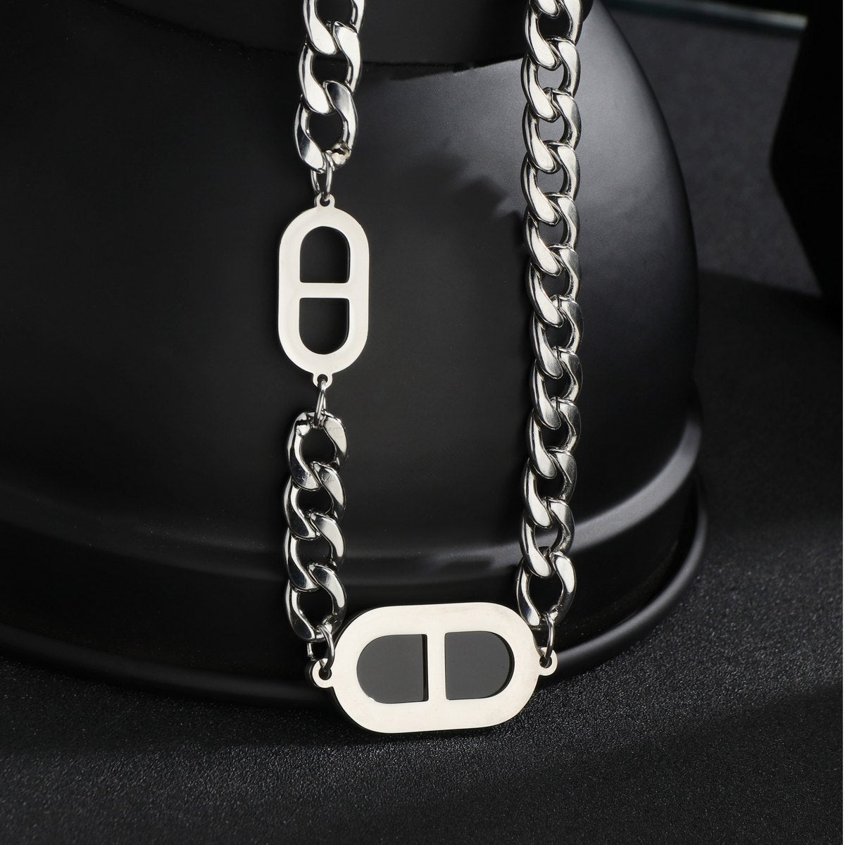 European American Trendy Hip-Hop Necklaces for Fashionable Men and Women