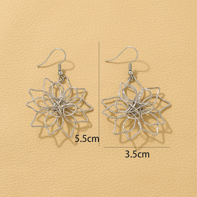 Floral Metal Earrings - Exquisite European & American Design