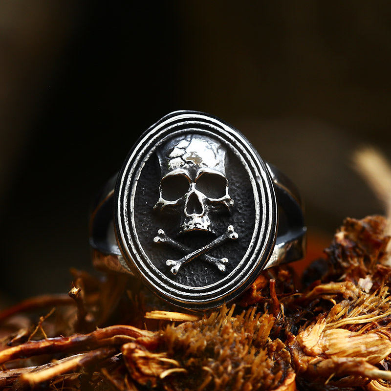 Punk-Inspired Cross-Border Stainless Steel Skull Ring for Men - Retro Titanium Steel Design, Sizes 7-13