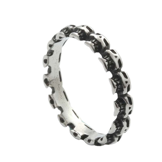 Titanium Steel Retro Skull Ring for Men - Stylish Accessories from the Manufacturer