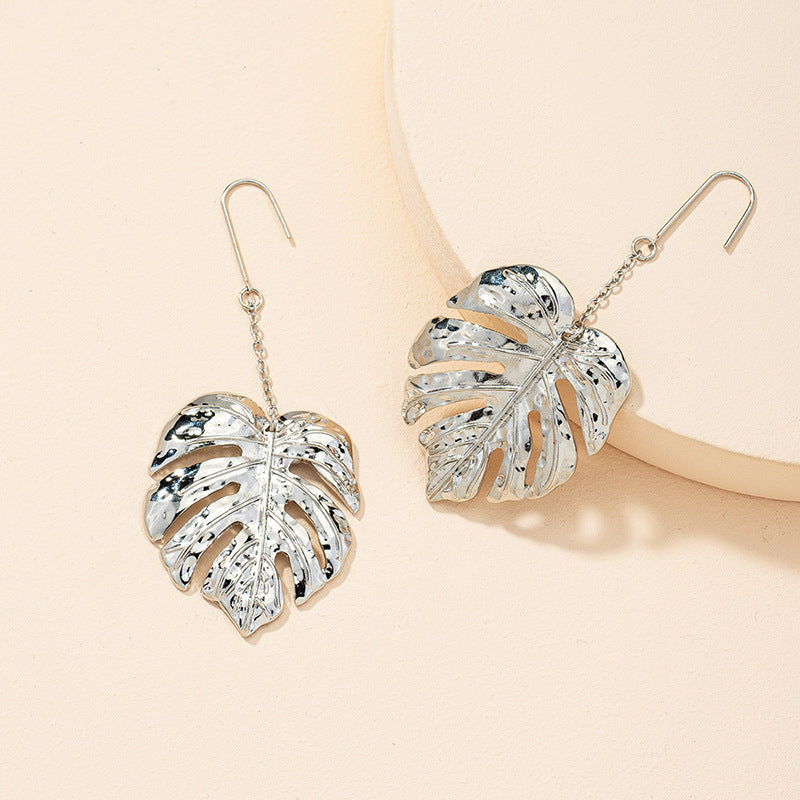 Exaggerated Retro Fashion Leaf Earrings in Metal - Wholesale Pair