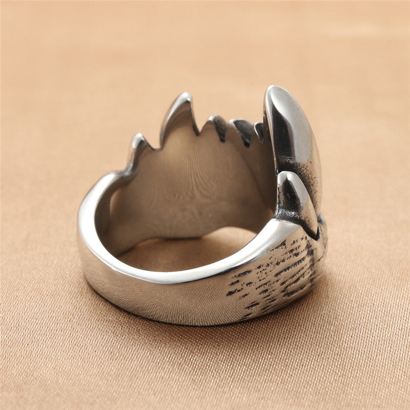 Titanium Steel Tiger Tooth Ring for Men - Retro Trendy Animal Accessory