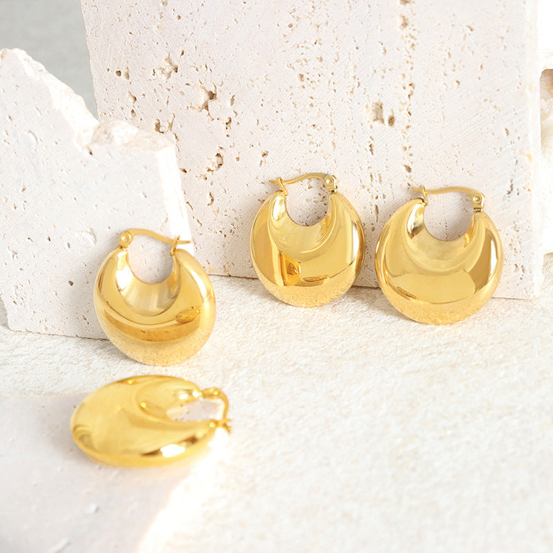 Chic U-Shaped Earrings with Timeless Hong Kong Flair