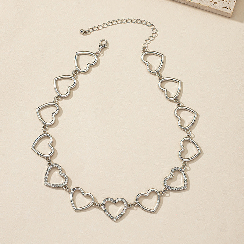 Retro Hollow Irregular Collarbone Chain Necklace - Vienna Verve Collection