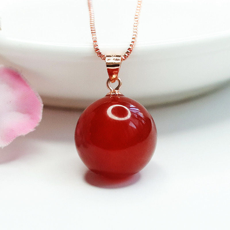 Fortune's Favor Necklace: Exquisite S925 Silver Natural Red Agate Bead Pendant Golden Jewelry