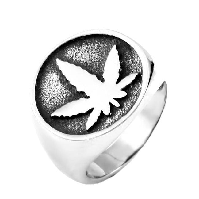 Vintage-Inspired Maple Leaf Titanium Steel Ring for Men - European and American Fashion Design