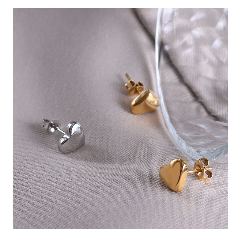 Korean Love Peach Heart Earrings - Elegant Heart Shaped Jewelry for Women in Gold