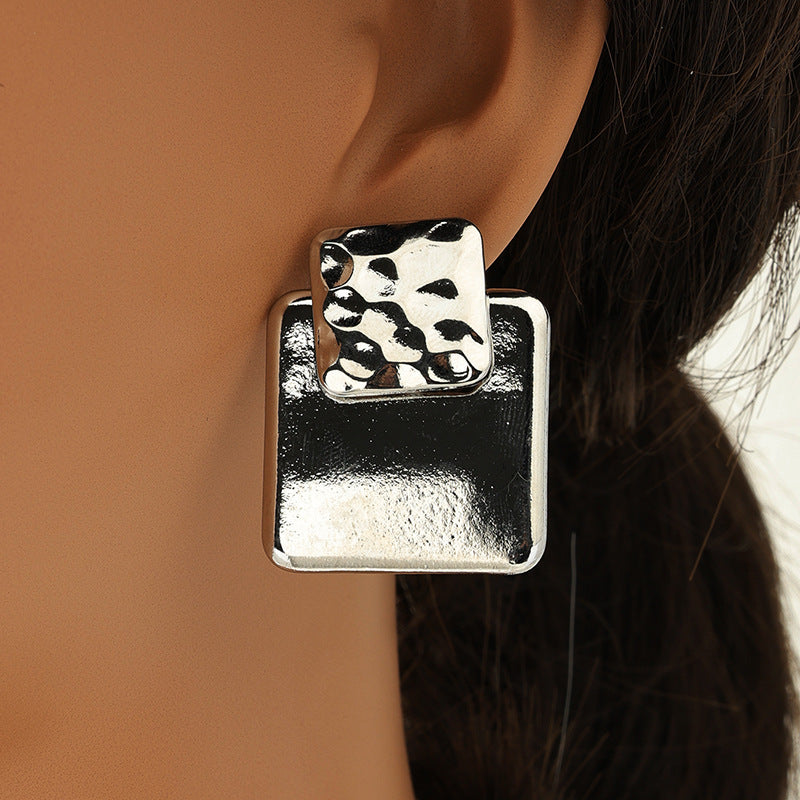 Chic Patterned Square Earrings with a Modern Twist