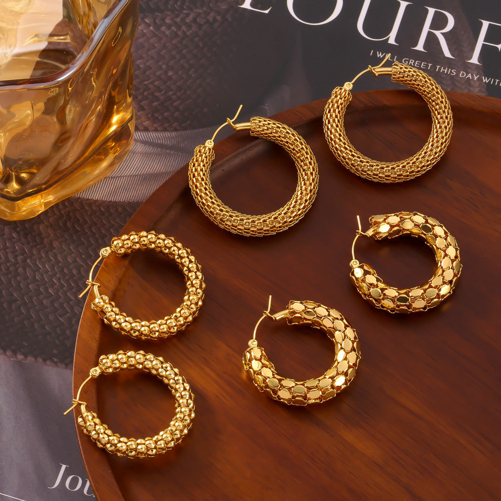 Golden U-Shaped Earrings with Hollow Chain Texture