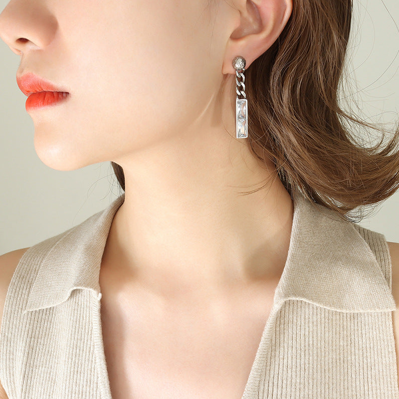 Everyday Genie Metal Earrings with Zircon Inlay