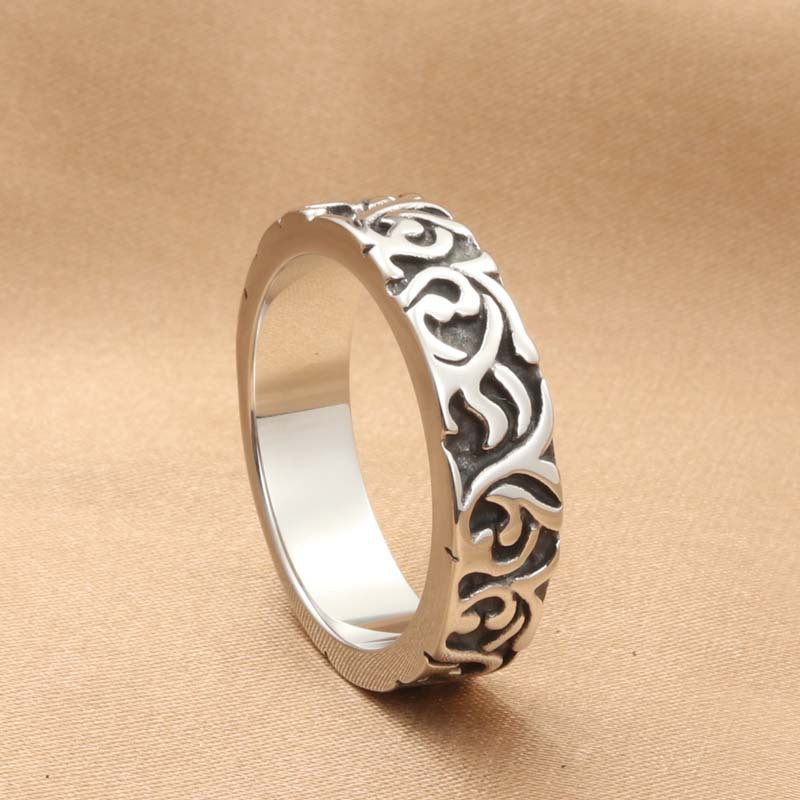 Retro-Inspired Titanium Steel Engraved Ring for Men - Stylish Plant Vine Design