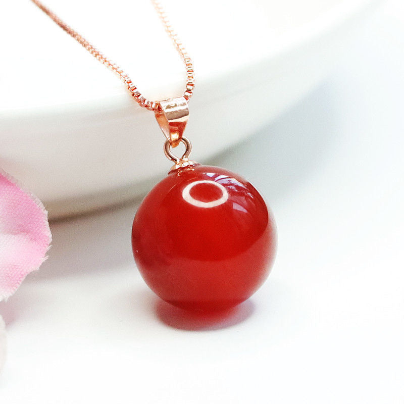 Fortune's Favor Necklace: Exquisite S925 Silver Natural Red Agate Bead Pendant Golden Jewelry