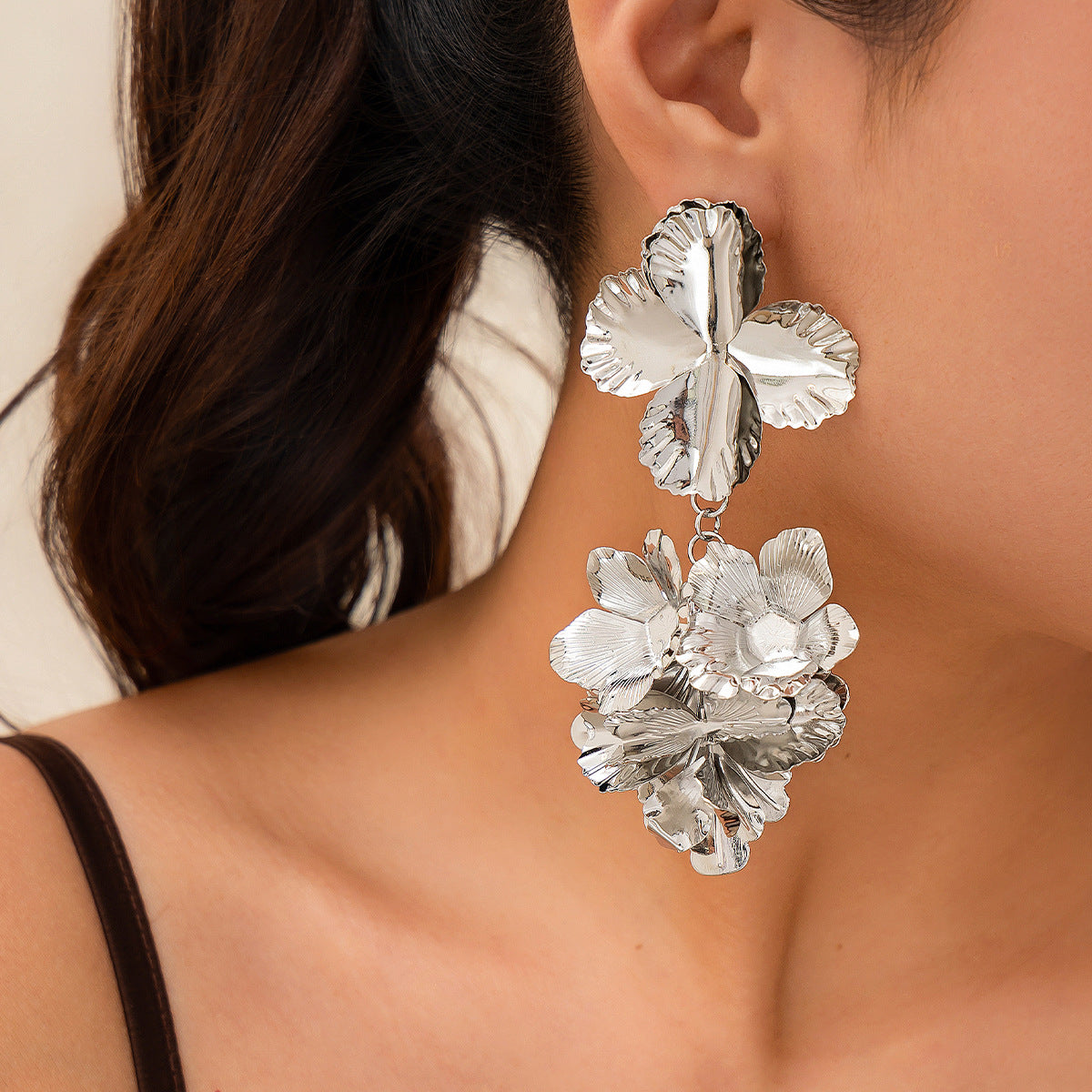 European and American Heart-shaped Geometric Pleated Flower Earrings