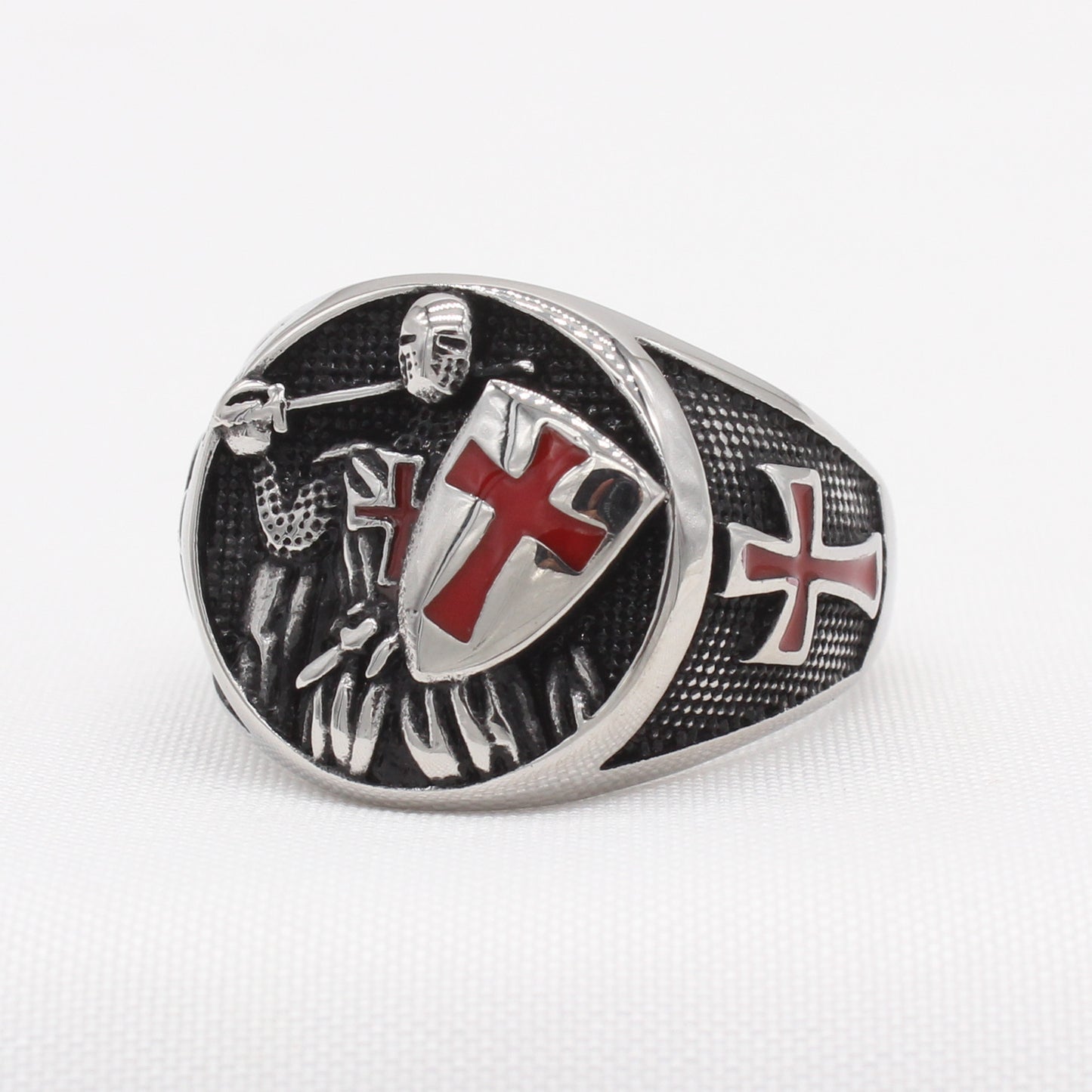 Personalized Retro Knight Shield Crusader Titanium Steel Ring for Men - European & American Design