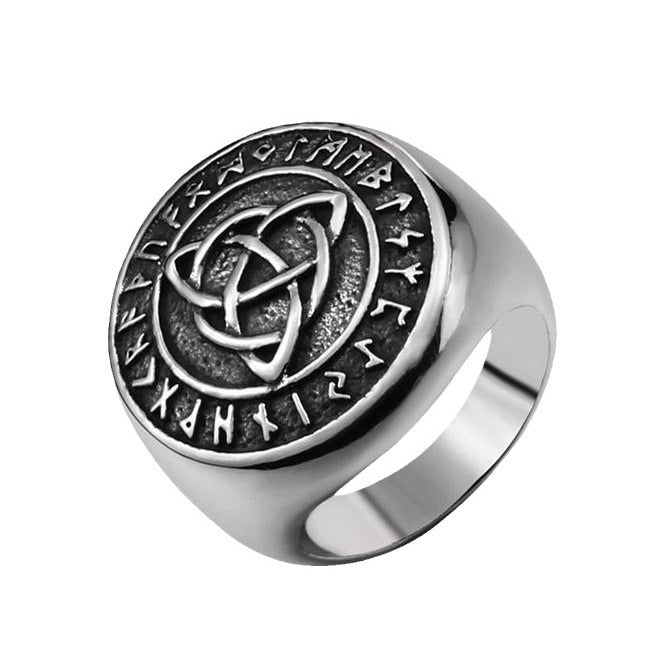 Celtic Knot Titanium Steel Ring - Retro Viking-Inspired Men's Jewelry for Wholesale