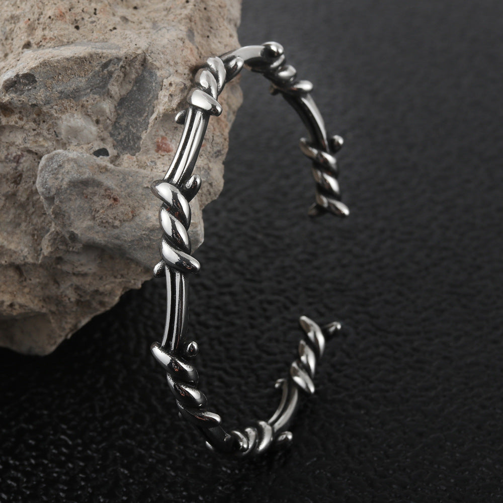 Titanium Steel Men's Winding Bracelet - Edgy Thorn Design for Contemporary Style