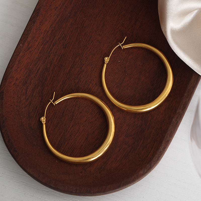 Exaggerated Tempered Elegance: Titanium Steel Gold-Plated Large Circle Earrings