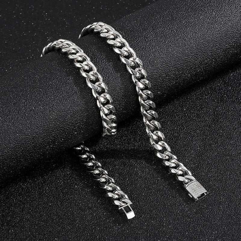 Stylish CNC Zircon-Studded Flip Buckle Titanium Steel Cuban Chain Necklace for Men