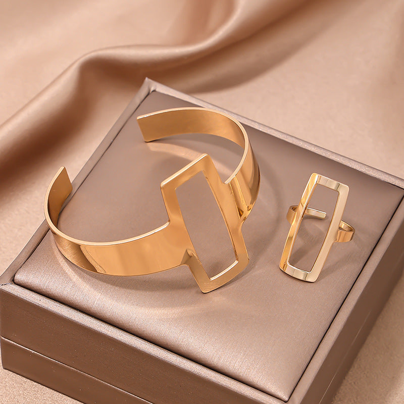 European-American Metal Geometric Bracelet & Ring Set for Women, Elegant Retro Jewelry