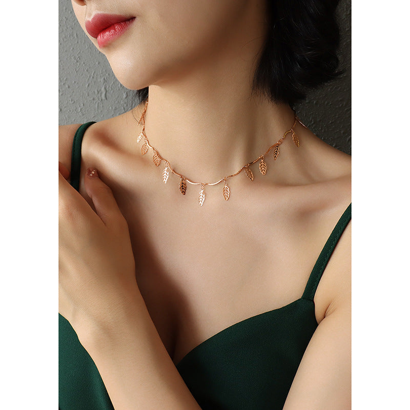 Leaf Pendant Necklace - Minimalist 18k Gold Plated Titanium Steel - Cold Style Women's Collarbone Chain