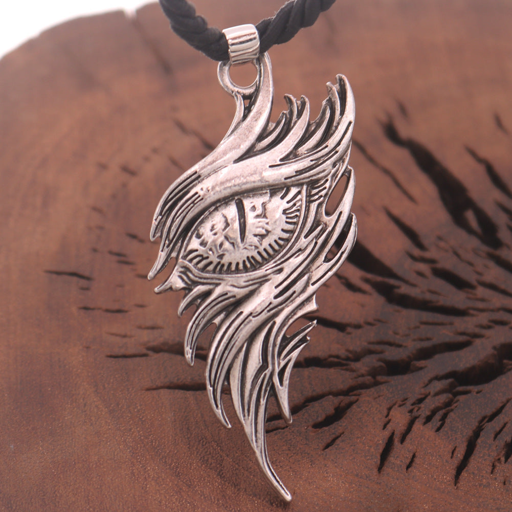 Domineering Zinc Alloy Dragon Eye Necklace with Dragon Totem Pendant