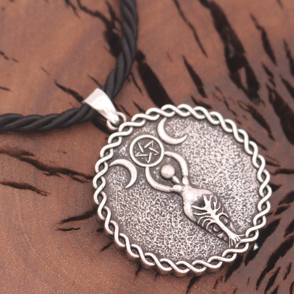 Moonlit Celtic Witchcraft Goddess Necklace with Double Moon Totem - Men's European and American Pendant