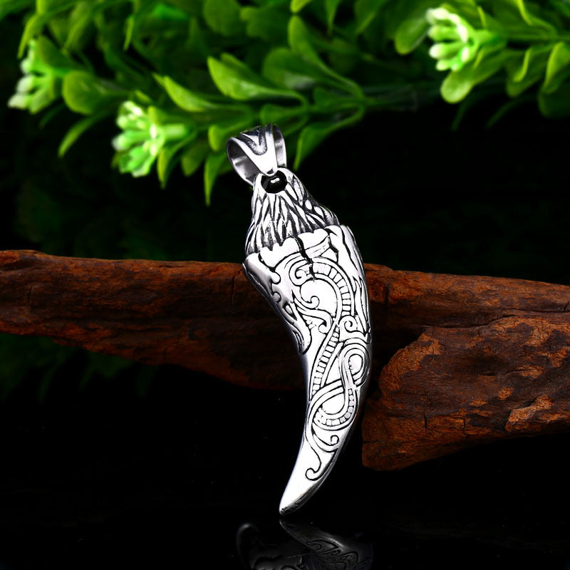 Vintage-Inspired Titanium Steel Wolf Tooth Pendant for Men - European and American Totem Jewelry