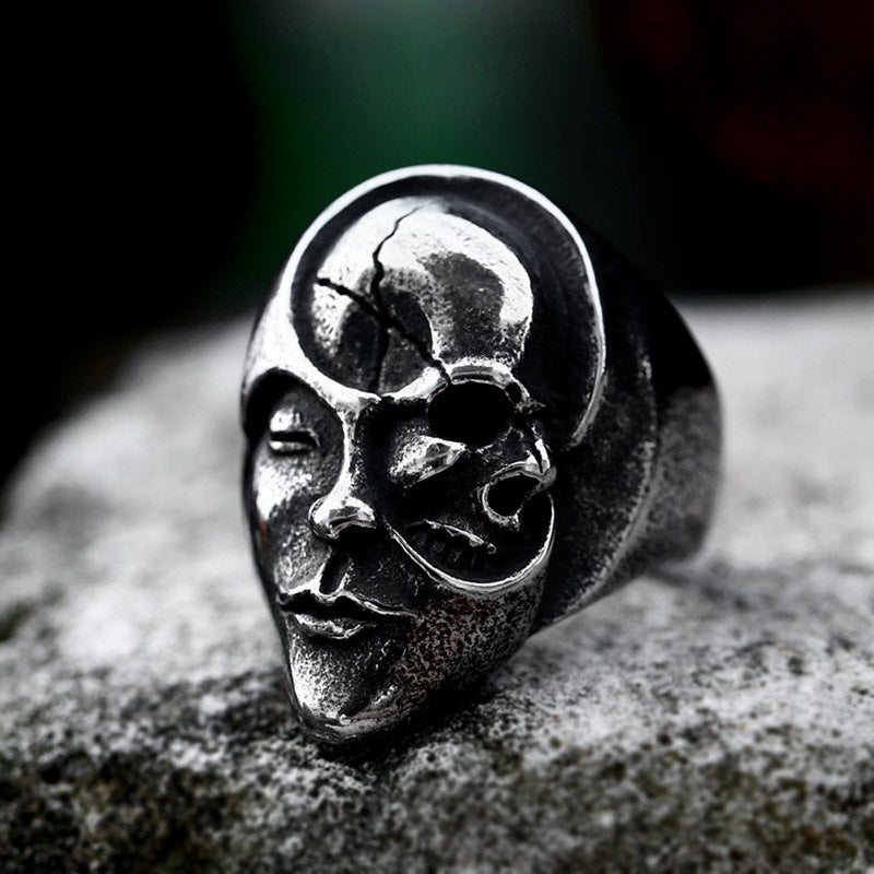 Titanium Steel Yin Yang Skull Ring for Men - Retro Halloween Dominance