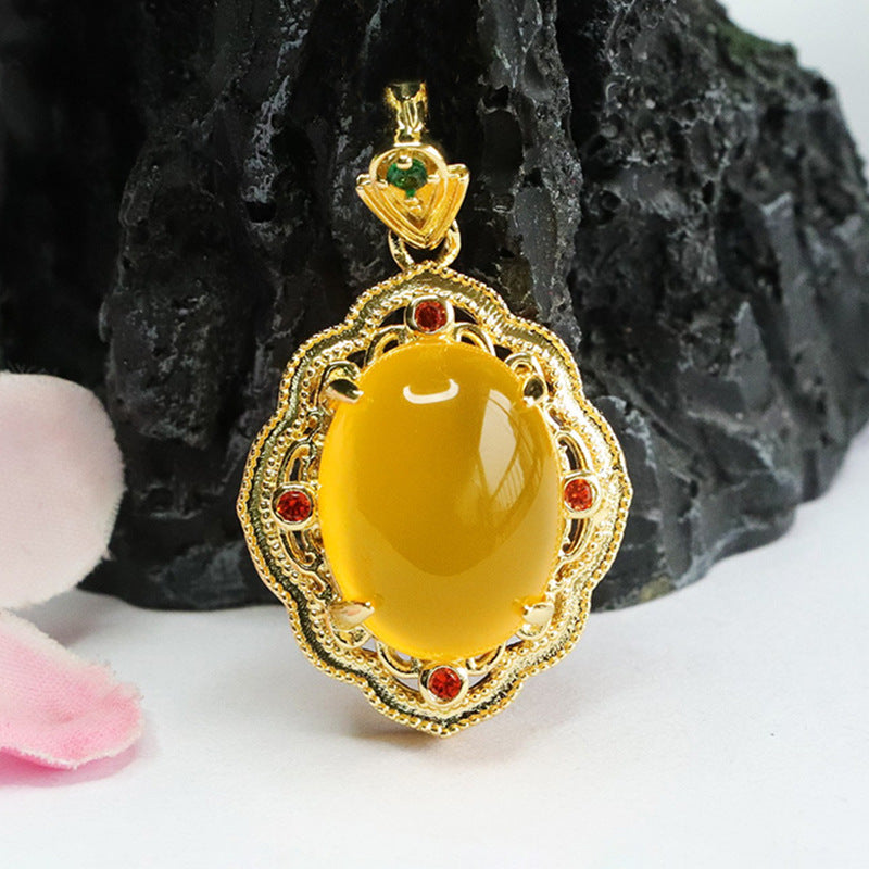 Vintage Golden Chalcedony and Agate Pendant Jewelry for Women