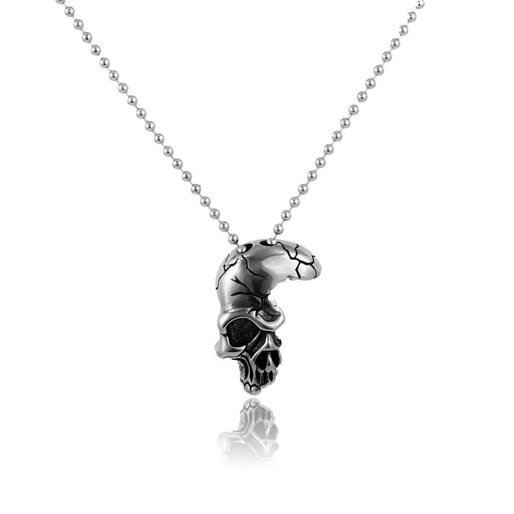 Trendy Titanium Steel Skull Pendant Necklace for Men - Retro Punk Style Fashion Accessory