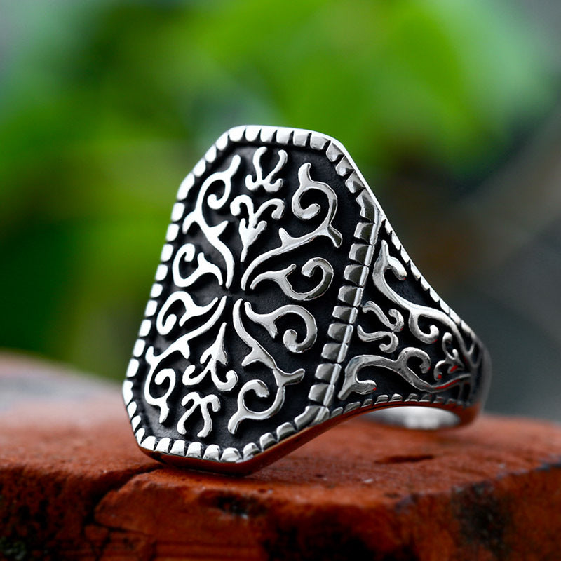 Wholesale Vintage-Inspired Men's Titanium Steel Ring with Fine Engraved Patterns - Cross-Border Stainless Steel Casting