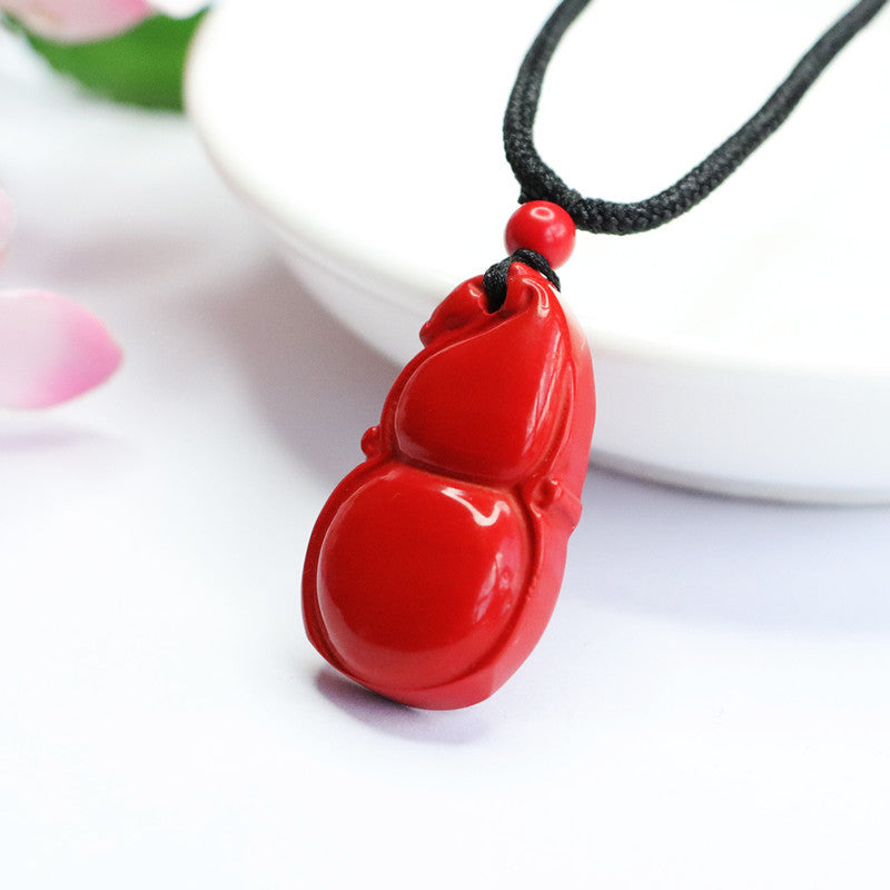 Vermilion Sand Gourd Pendant: Timeless Retro Elegance