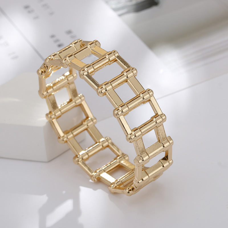 Exaggerated European Style Wide Hollow Bracelet - Vienna Verve Collection