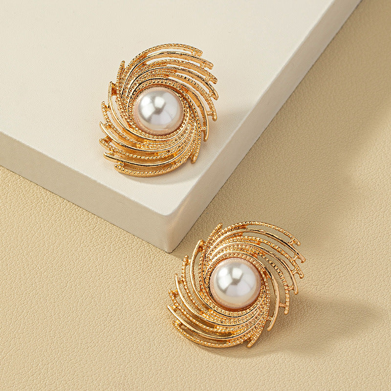 Luxurious Vienna Verve Metal Pearl Earrings - Wholesale Personality Statement Piece