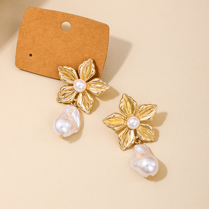 Floral Pearl Earrings in Vienna Verve Collection