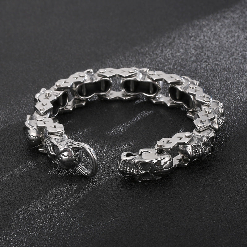 Stylish Punk Skull Men's Titanium Steel Bracelet - Wholesale European and American Jewelry Collection