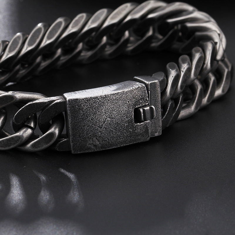 Men's Retro Black Chain Bracelet - Fashionable Rhombus Titanium Steel Jewelry for a Dominant Style