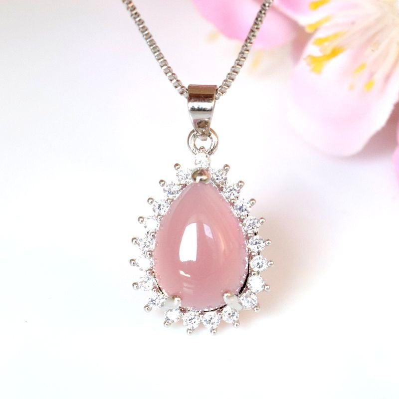 Natural Powder Chalcedony Water Drop Pendant Jewelry