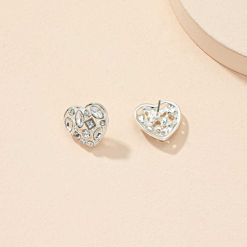 Luxurious Heart-Shaped Earrings with Celeb-Approved Style