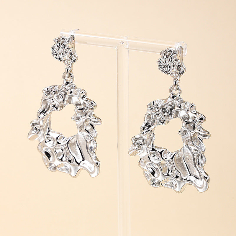 Exaggerated Retro Ring Earrings in Vienna Verve Collection