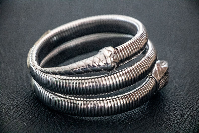 Stylish Personalized Titanium Steel Snake Bracelet for Men