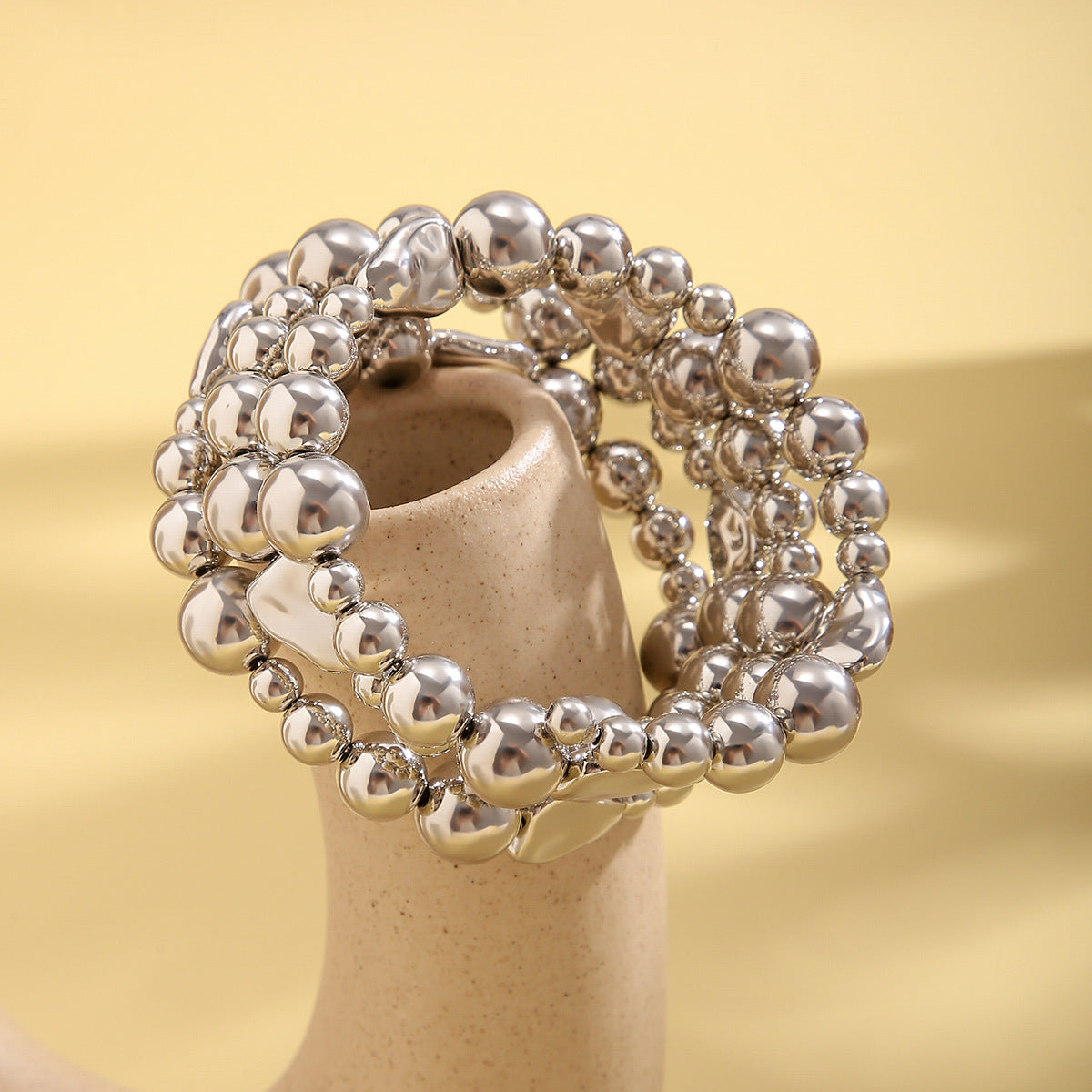 European and American Influenced Jewelry with Imitation Pearl Beaded Arm Bracelet for Women