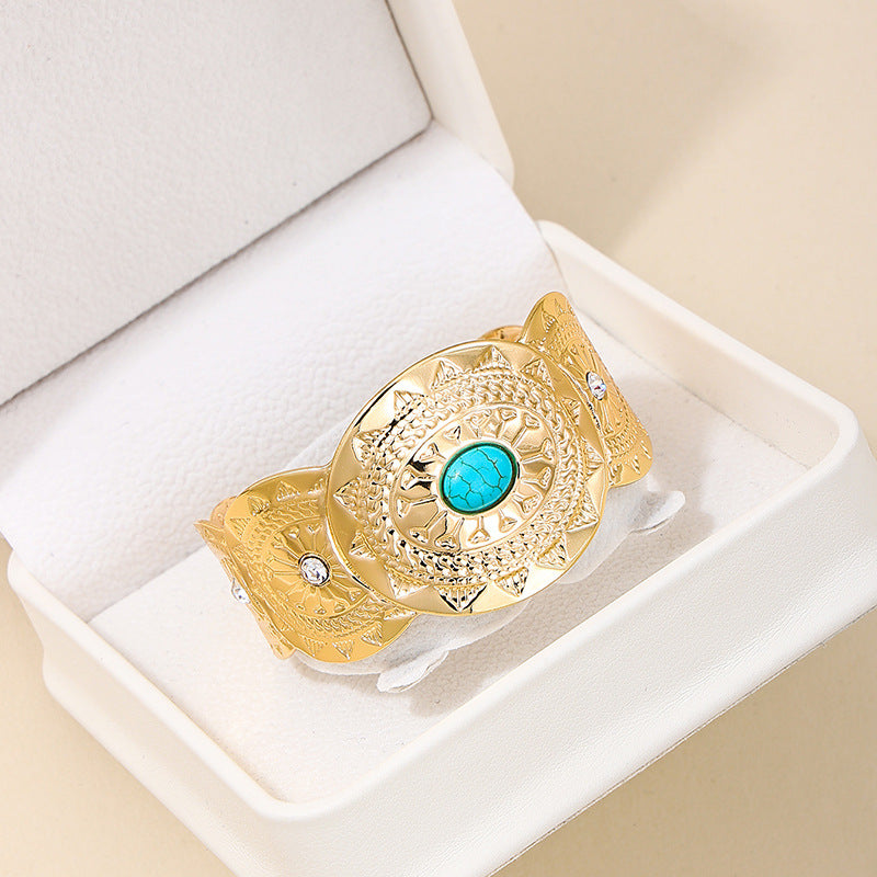 Glamorous Turquoise Totem Bracelet - Vienna Verve Collection